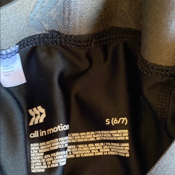 Adidas Black and Gray Leggings Athletic Wear - Picture 4 of 4